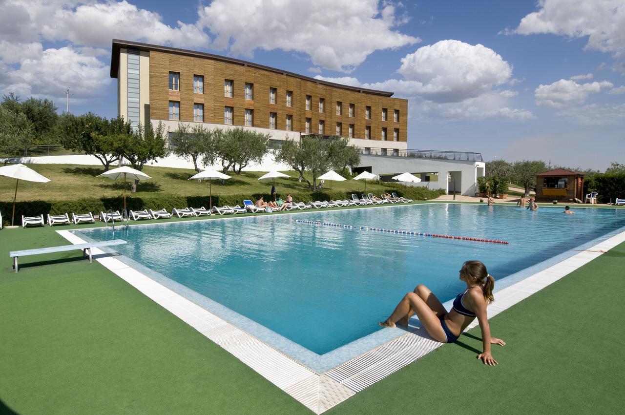 Grand Hotel Garden Barile Buitenkant foto